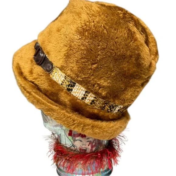 1960s Camel Faux Fur Bucket Hat Mod Union Made Medium Vintage Winter Hat - Picture 6 of 11
